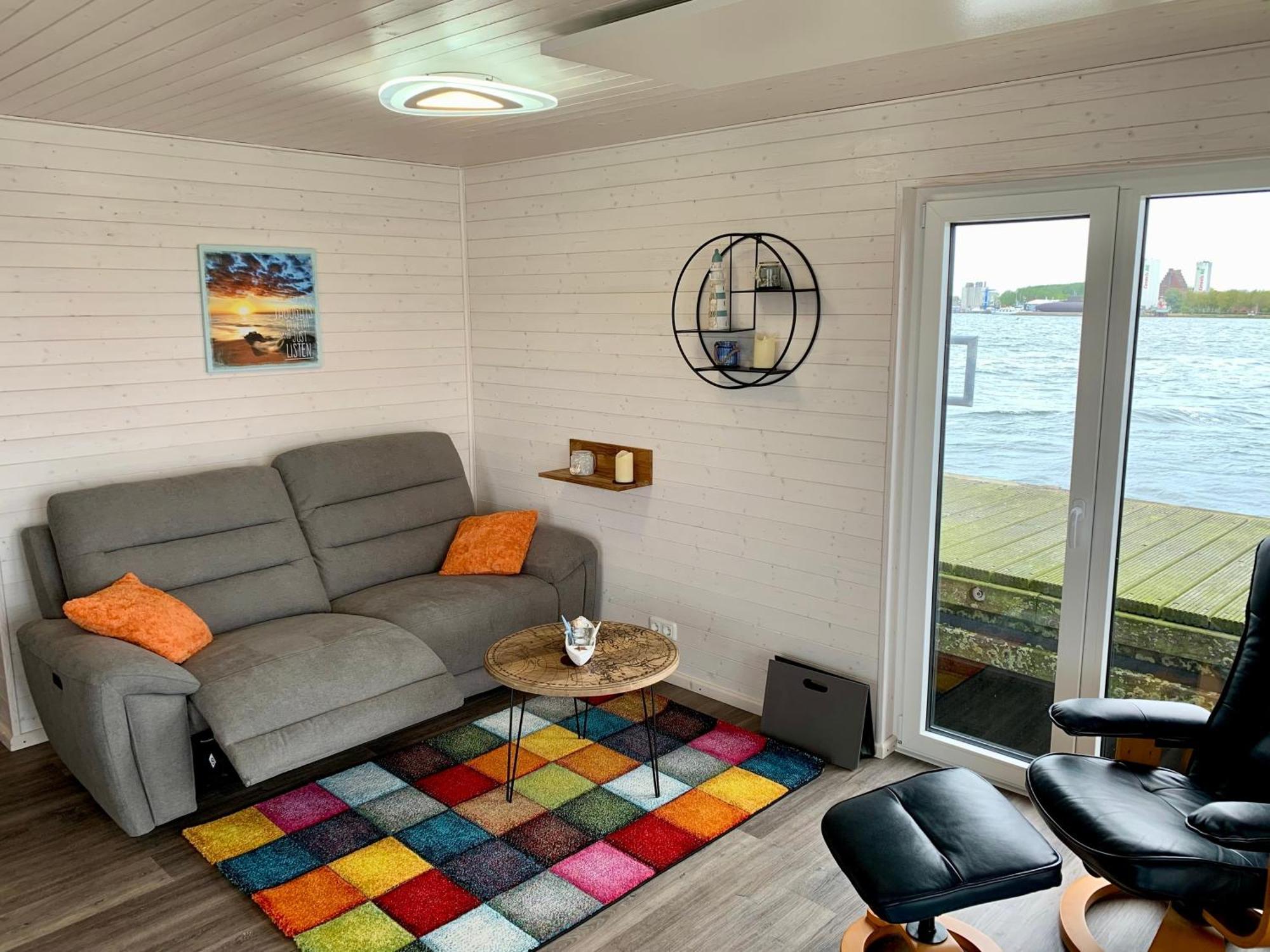 Hausboot Bali Hotell Fehmarn Exteriör bild